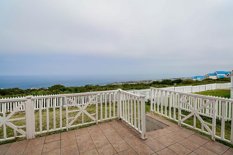 To Let 4 Bedroom Property for Rent in Pinnacle Point Golf Estate Western Cape